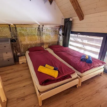 Farm stay Uelis-stoeckli-gaestezimmer Auf Bauernhof Mit Billiard Und Alpakatrekking