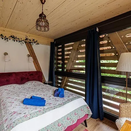 Uelis-stoeckli-gaestezimmer Auf Bauernhof Mit Billiard Und Alpakatrekking Farm stay Meikirch
