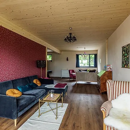 Uelis-stoeckli-gaestezimmer Auf Bauernhof Mit Billiard Und Alpakatrekking Farm stay *