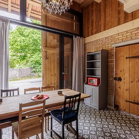 Uelis-stoeckli-gaestezimmer Auf Bauernhof Mit Billiard Und Alpakatrekking Farm stay